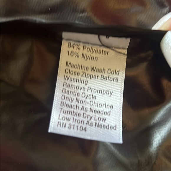 Zelos Black Rain Athletic Jacket - Picture 7 of 7